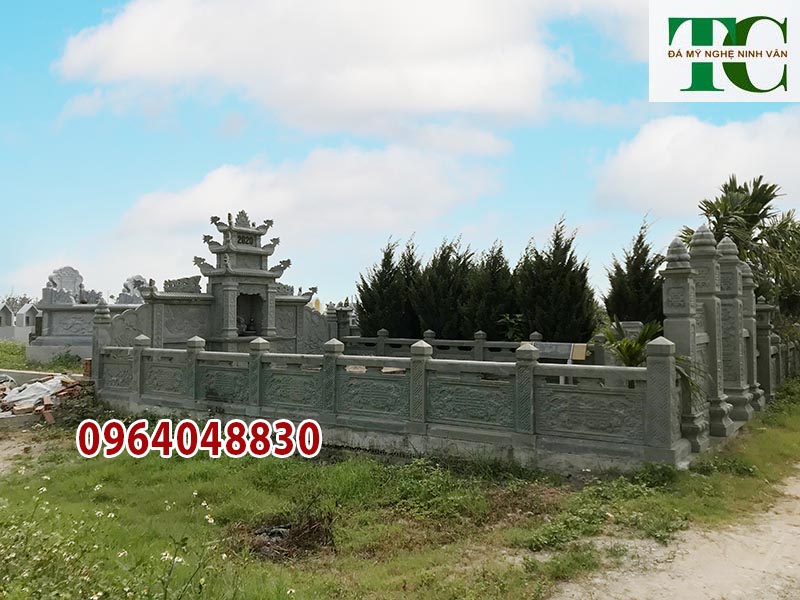 kích thước khu lăng mộ bằng đá xanh rêu đẹp lắp đặt tại Kiên Giang