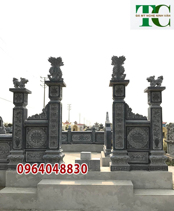 cổng đá khu lăng mộ Hải Phòng