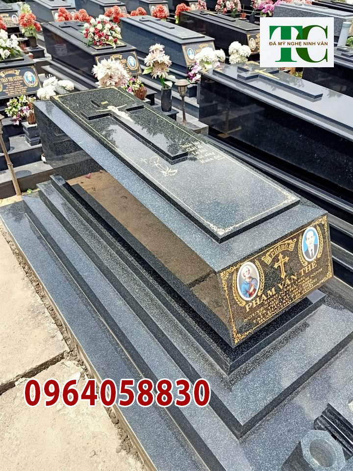 mộ công giáo đá granite đẹp Thái Bình