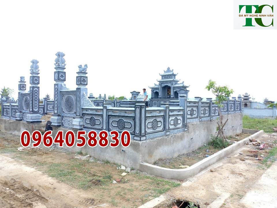 xây khu lăng mộ đá mới Ninh Thuận